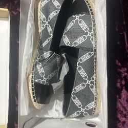 Michael Kors Espadrille Flat / Sandal Women’s 7.5 BNIB