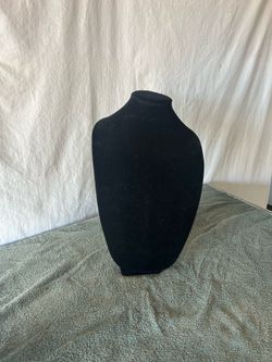 Black Velvet Necklace Display