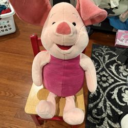 Piglet Plushie