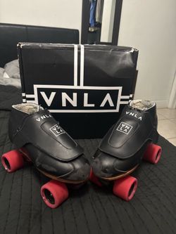 VNLA freestyle blacks size 11