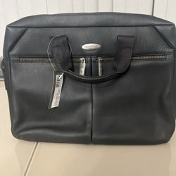 Samsonite Leather Briefcase Laptop Bag Black Attache Rear New Old Stock Classic. This is a new old stock without retail packaging in good condition wi