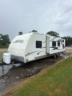 2011 Crossroads Sunset Trail Camper