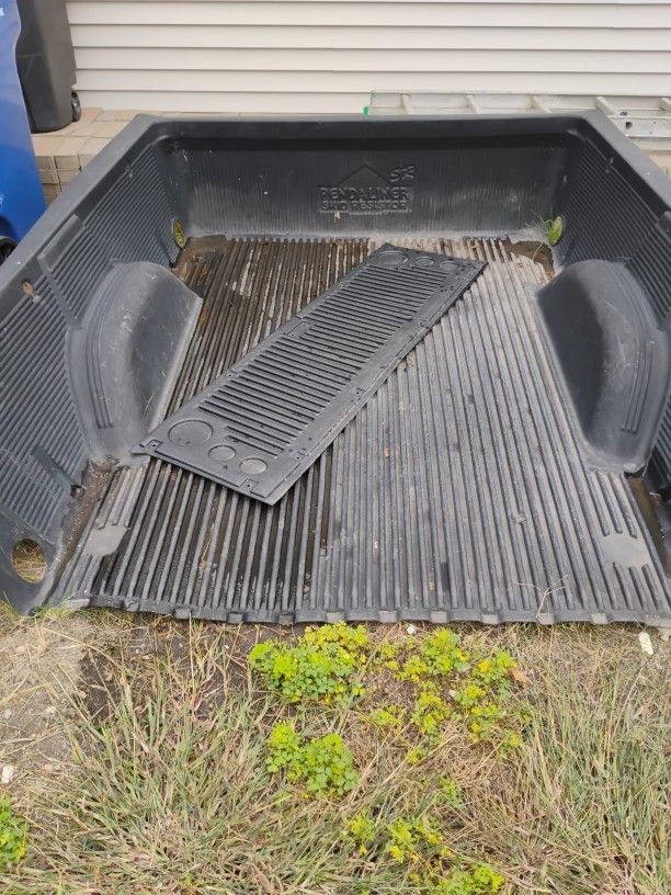 Bed Liner Silverado Short Box