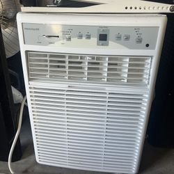 AC Window Unit 