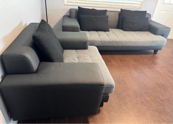 Sofa set