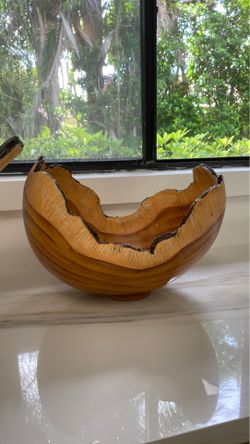 Beautiful decorative bowl - 2 of 2