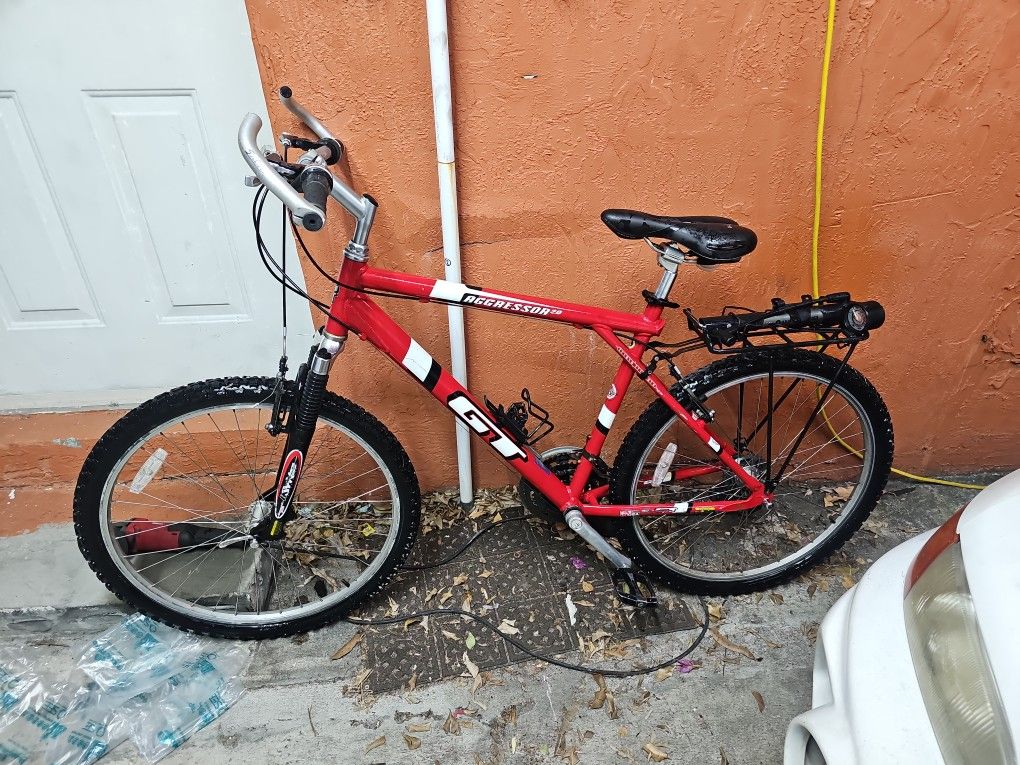 Bicycle Gt Aggressor 3.0