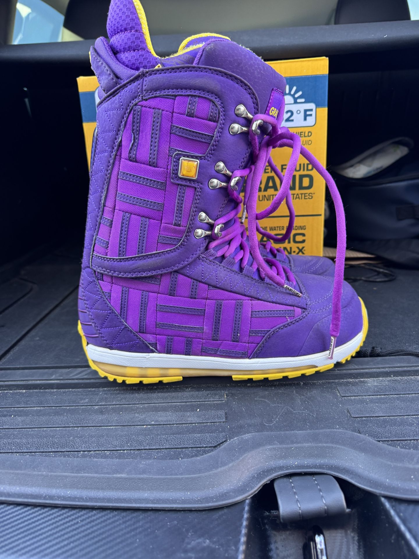 burton grail snowboard boots Men's Highshot X Step On 2026 Sage Green / 13 Crank up the voltage and conduct your descent down the most volatile lines with the Burton Ion Snowboard Boots Burton Grail Chaussure Snowboard Burton