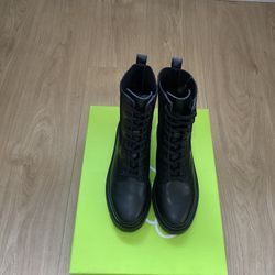 Black Boots