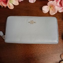 Coach Wallet 44