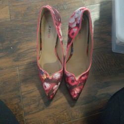 Justfab Floral Heels Size 7