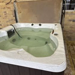 Hot Tube 