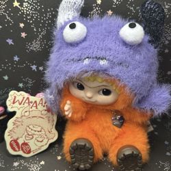 Wakuku 'Fuzzy Hat' Series: Orange NEW Open Bag With Card, Sealed Accessories