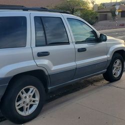 2004 Jeep Grand Cherokee