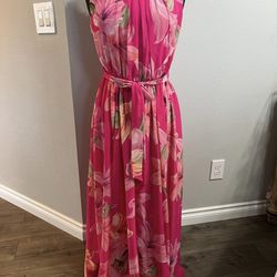 Vestido largo rosa fuerte