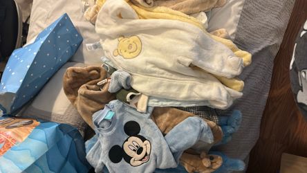 Brad New Baby Clothes/blankets