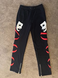 Asaali sweats