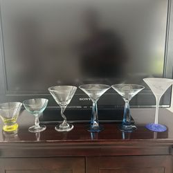 8 Unique Colorful Martini Or Dessert  Glasses
