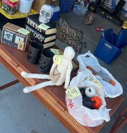 Halloween decor bundle
