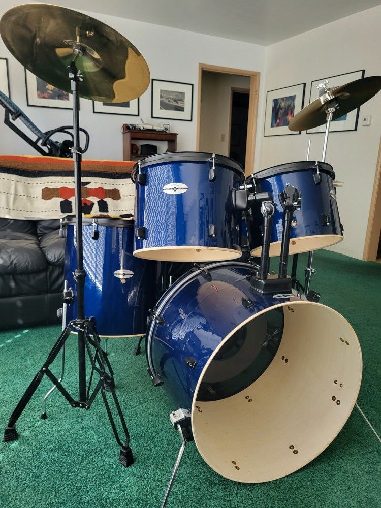 Ashthorpe Drum Set