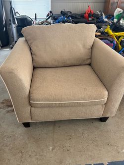 Oversized chair $100 obo