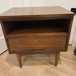 Mid Century end table