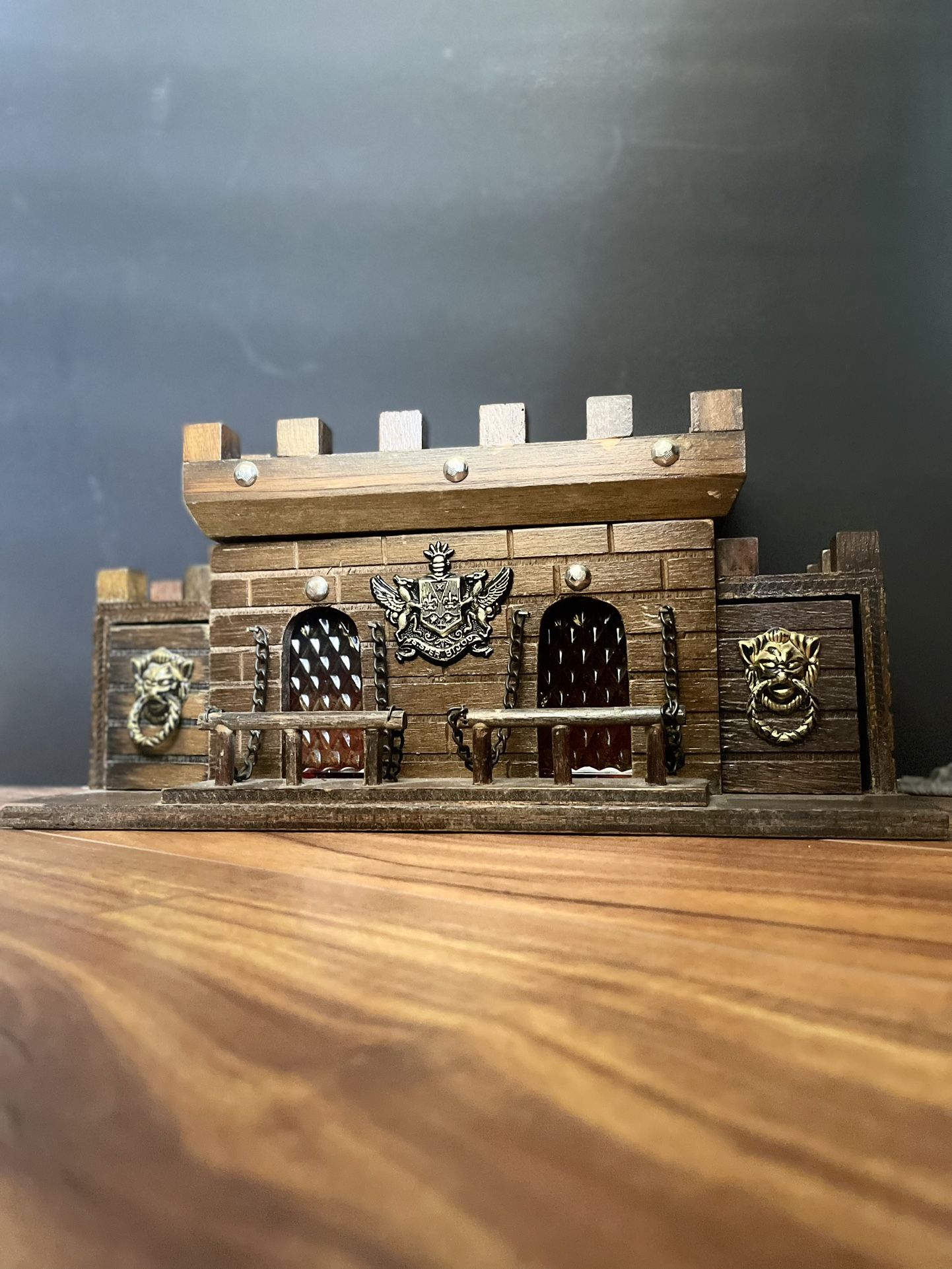 S.Sper Bijou Castle Hidden Bar Set