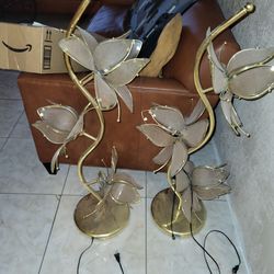 Flower lamps.