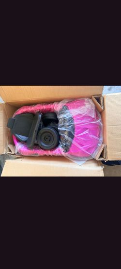 Kids car pink Mercedes Benz