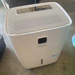 Dehumidifier 