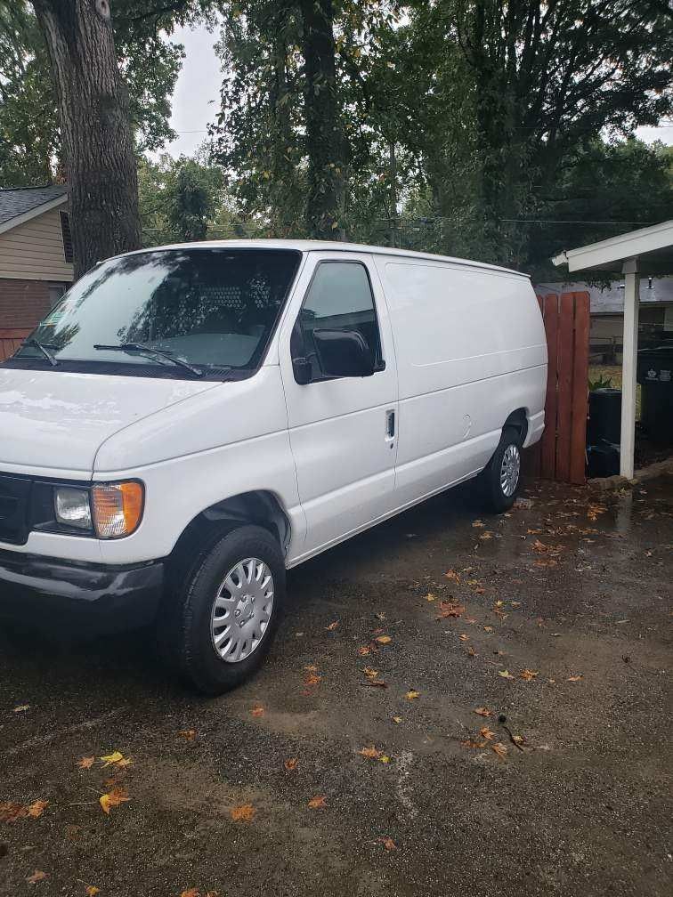 1999 Ford E-250