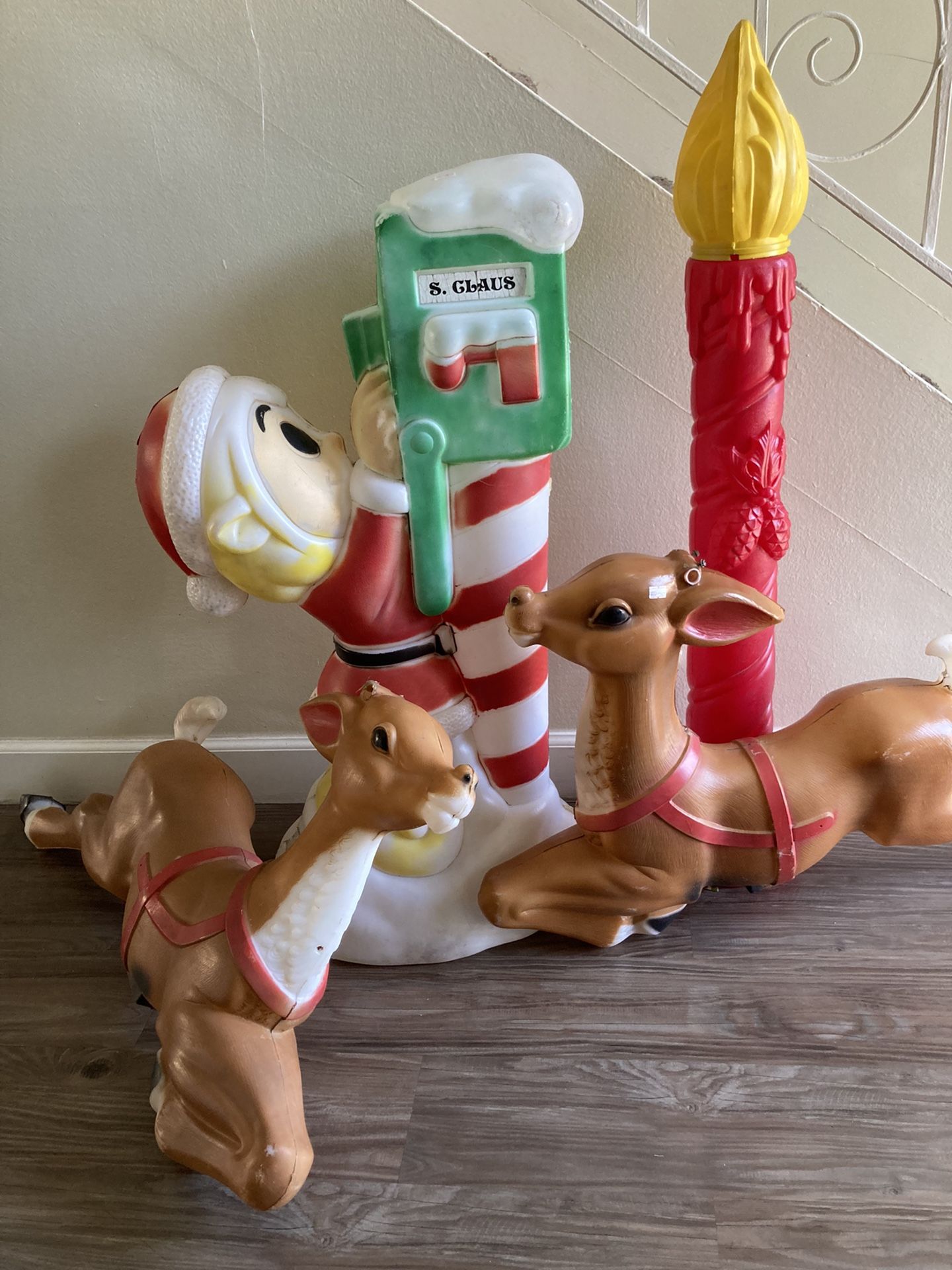 Vintage General Foam Plastics Blow Mold Set Christmas Holiday Decor