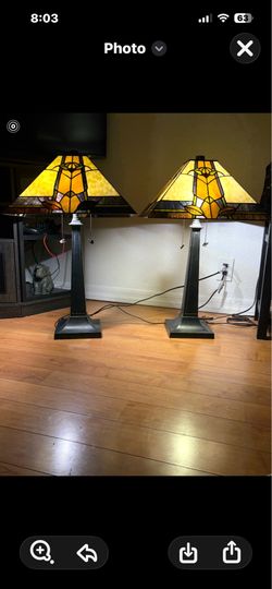 $190 Pair of Vintage Art Decor Tiffany Lamps