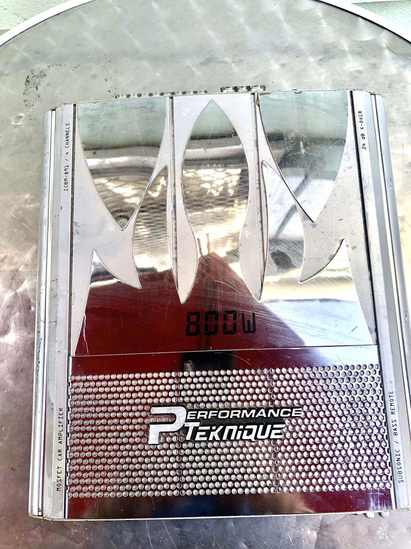 Performance Teknique 4 Channel 800 watts Amplifier