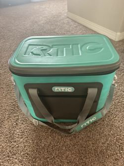 RTIC soft cooler