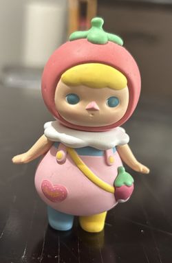 Pop mart figurine— Pucky