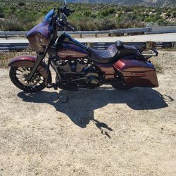 2018 Harley Davidson Street Glide Special