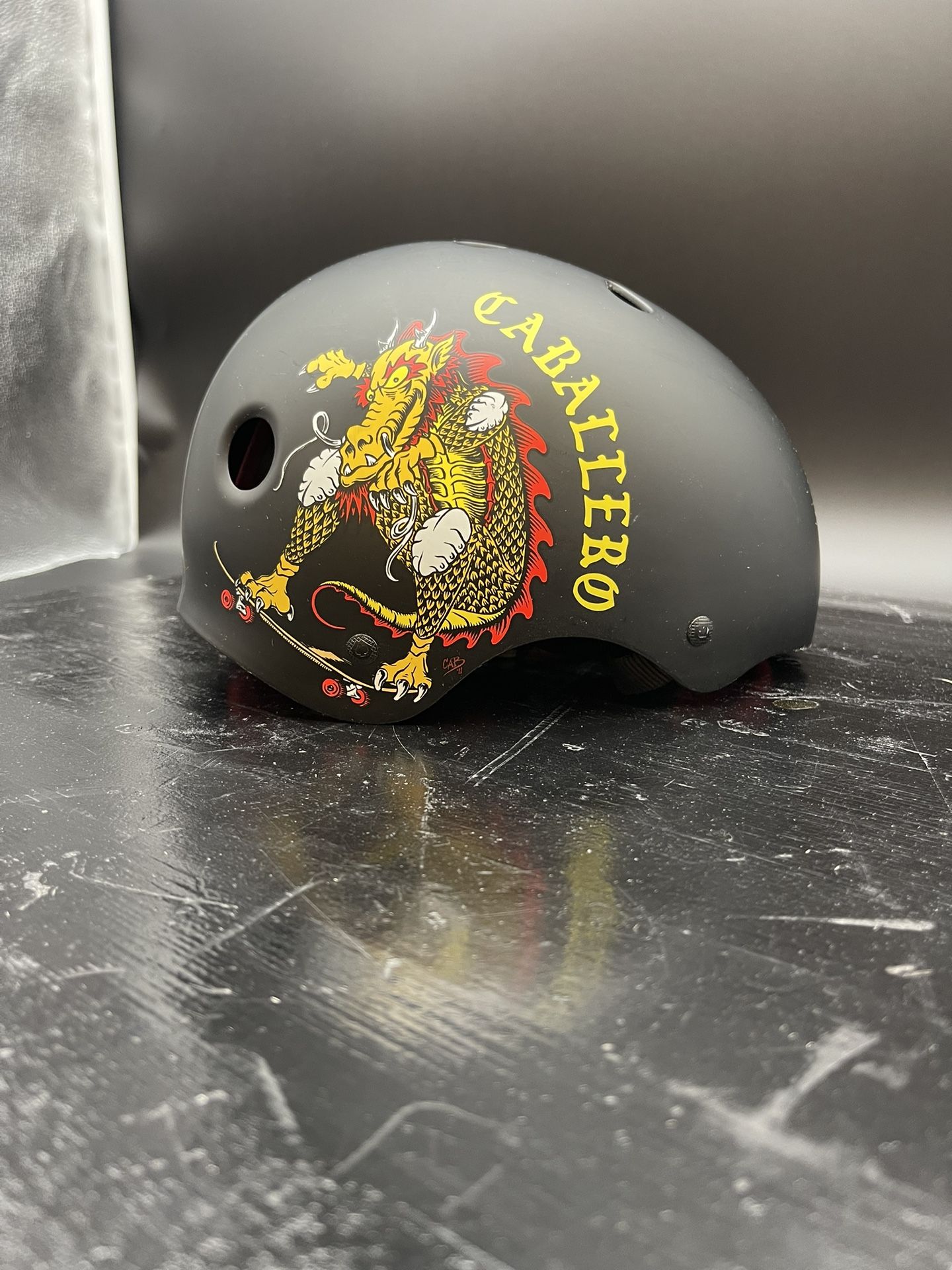 Pro Skateboarding Helmet