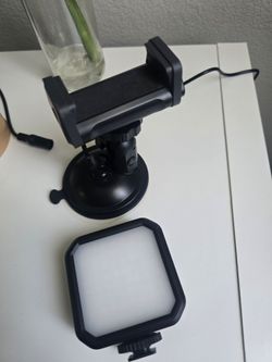 Phone mount