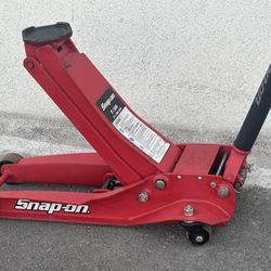 Snap-on Tools  3-Ton Floor Jack (Red) 