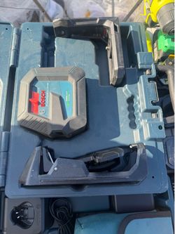 Bosch Green Beam Self Leveling Cross Line Laser