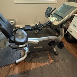 Precor Recumbent Bike