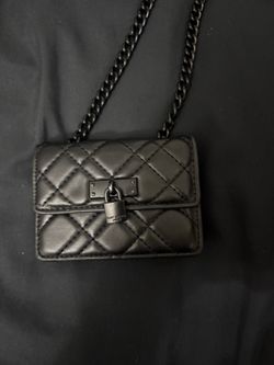 Black Kurt Geiger lock