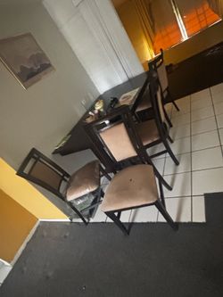 Dining room table