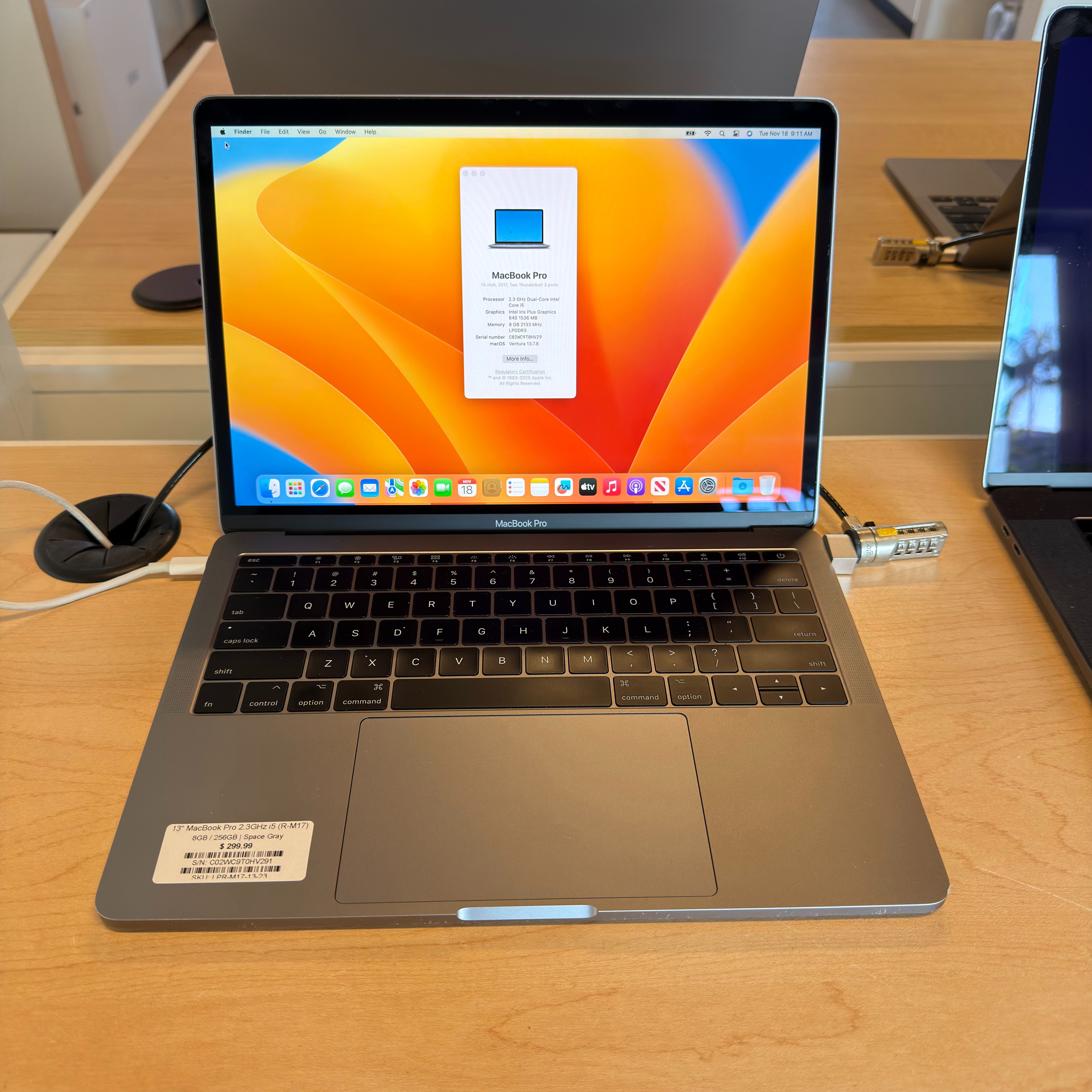 13" MacBook Pro (M17) - Space Gray 8GB / 256GB | Space Gray