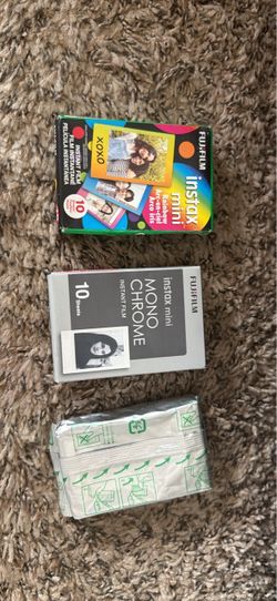 Polaroid camera bundle