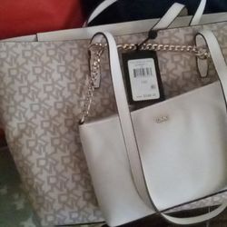Dkny Purse And Clutch Brand-new 