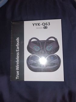 True wireless earbuds