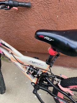 Girls bike
