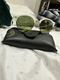 Sunglasses (ray Bans )